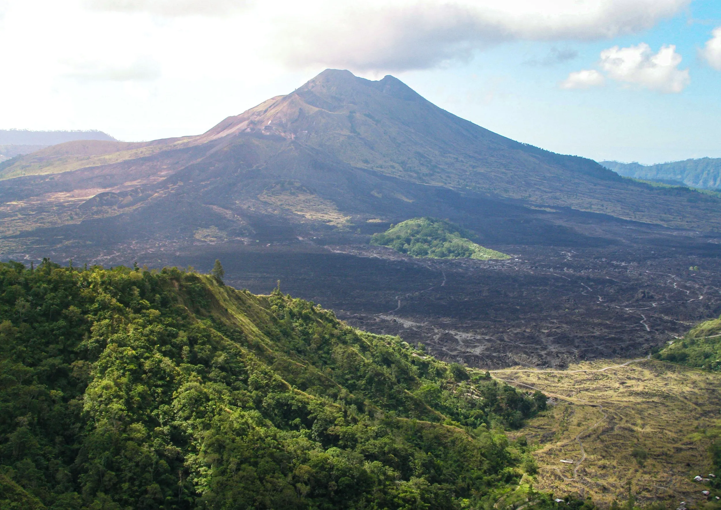 Beyond the Mist A Guide to the Kintamani Highlands